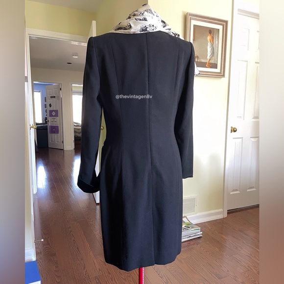 Black Holt Renfrew dress with detachable velvet sleeves - Picture 2 of 4